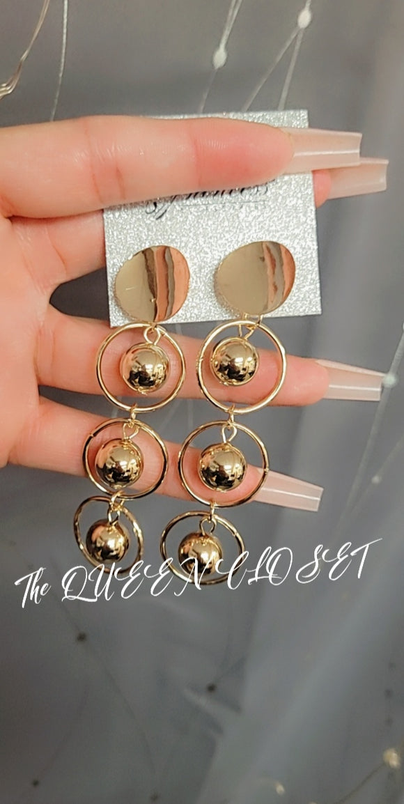 Stylish earrings